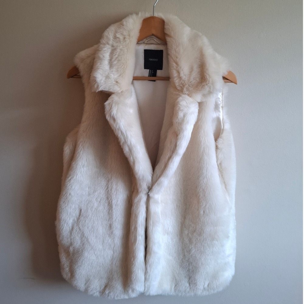 Y2K Indie Sleaze Cream White Faux Fur Vest Plush Fuzzy Forever 21 Sz S